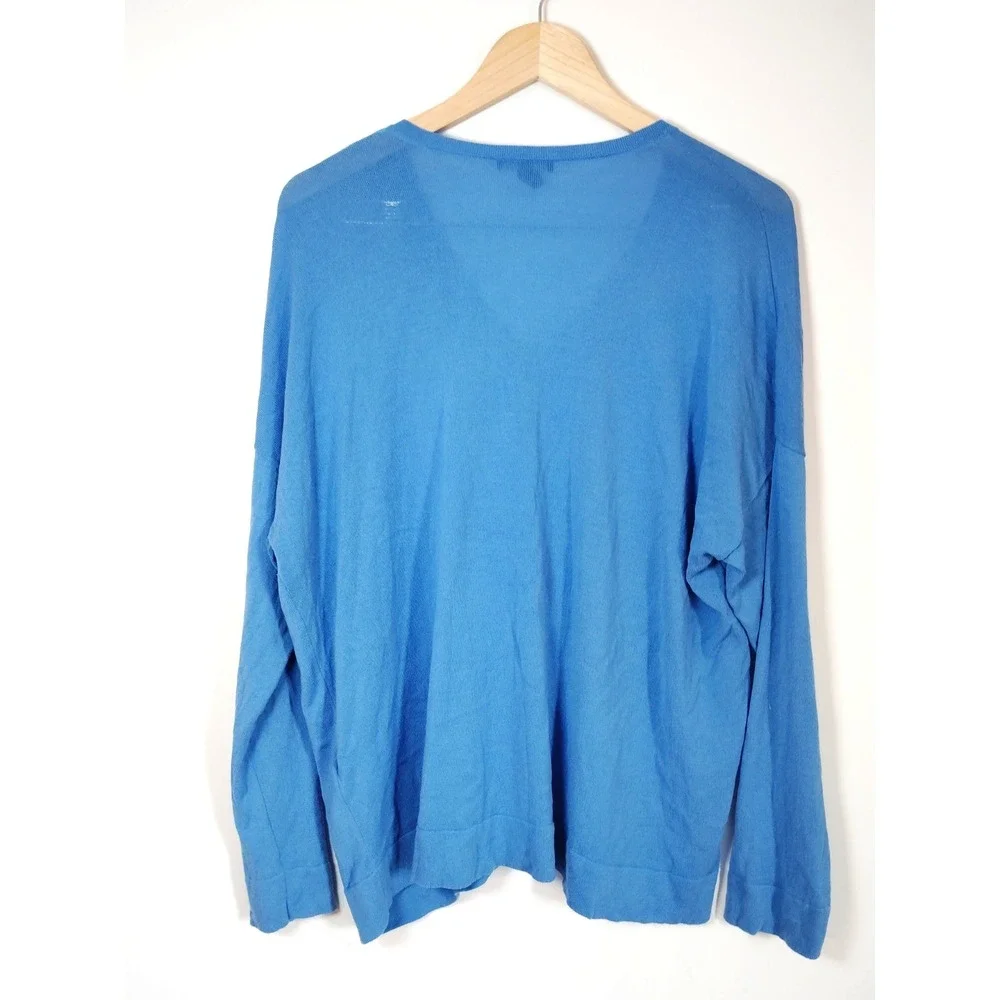 NWOT Eileen Fisher Tencel Blue V-Neck Lightweight Long Sleeve Sweater Preppy L - Picture 4 of 10